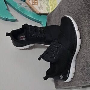 Skechers Air Cooled Memory Foam Sneakers